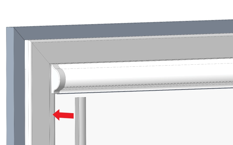 8. lépés – a vezetősín becsúsztatása a felső keret alá